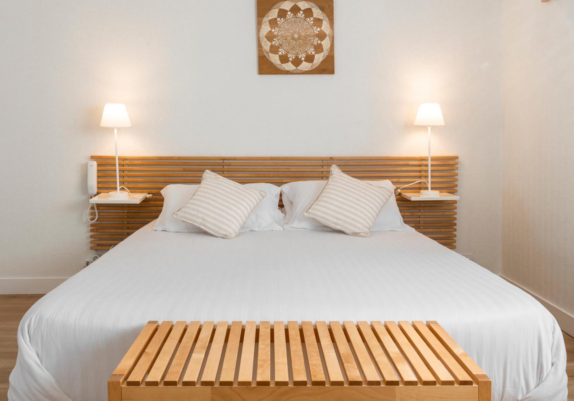 Hotel & Studios Astor Antibes Bagian luar foto